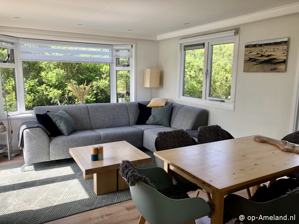  Chalet J27